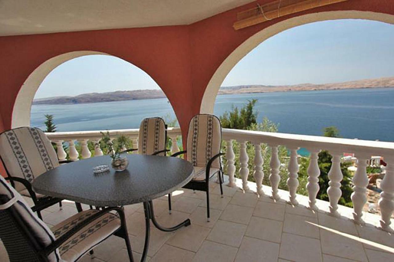 Villa Lilly Цезарица Екстериор снимка